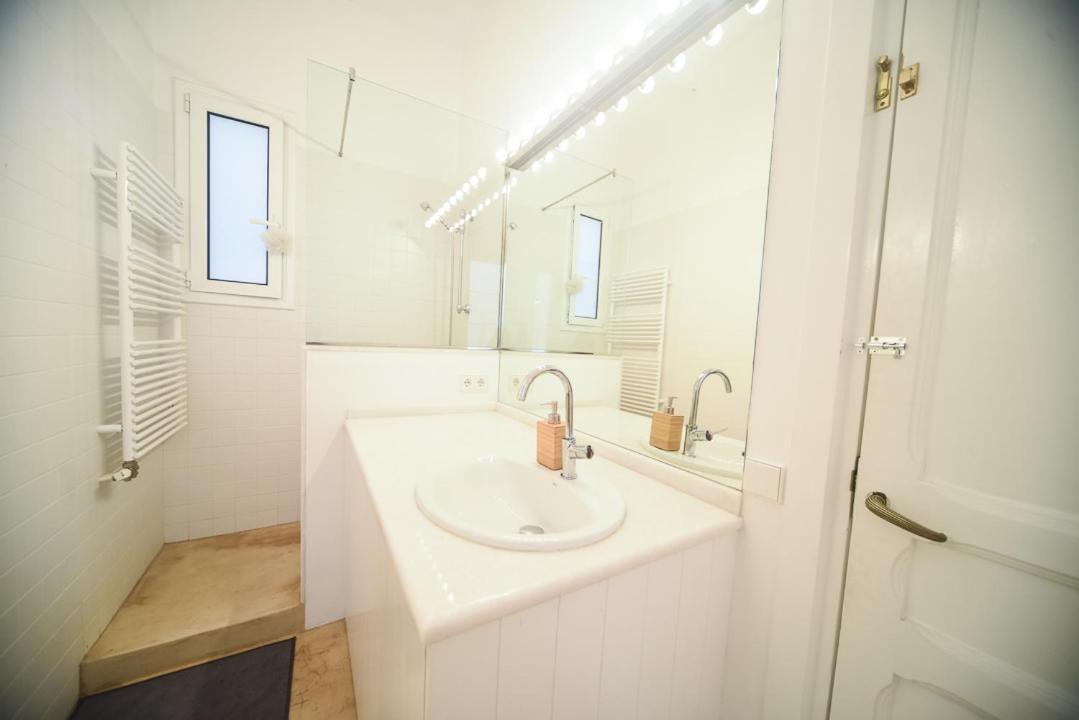Nice Room Close To Sagrada Familia Barcelona Exterior photo
